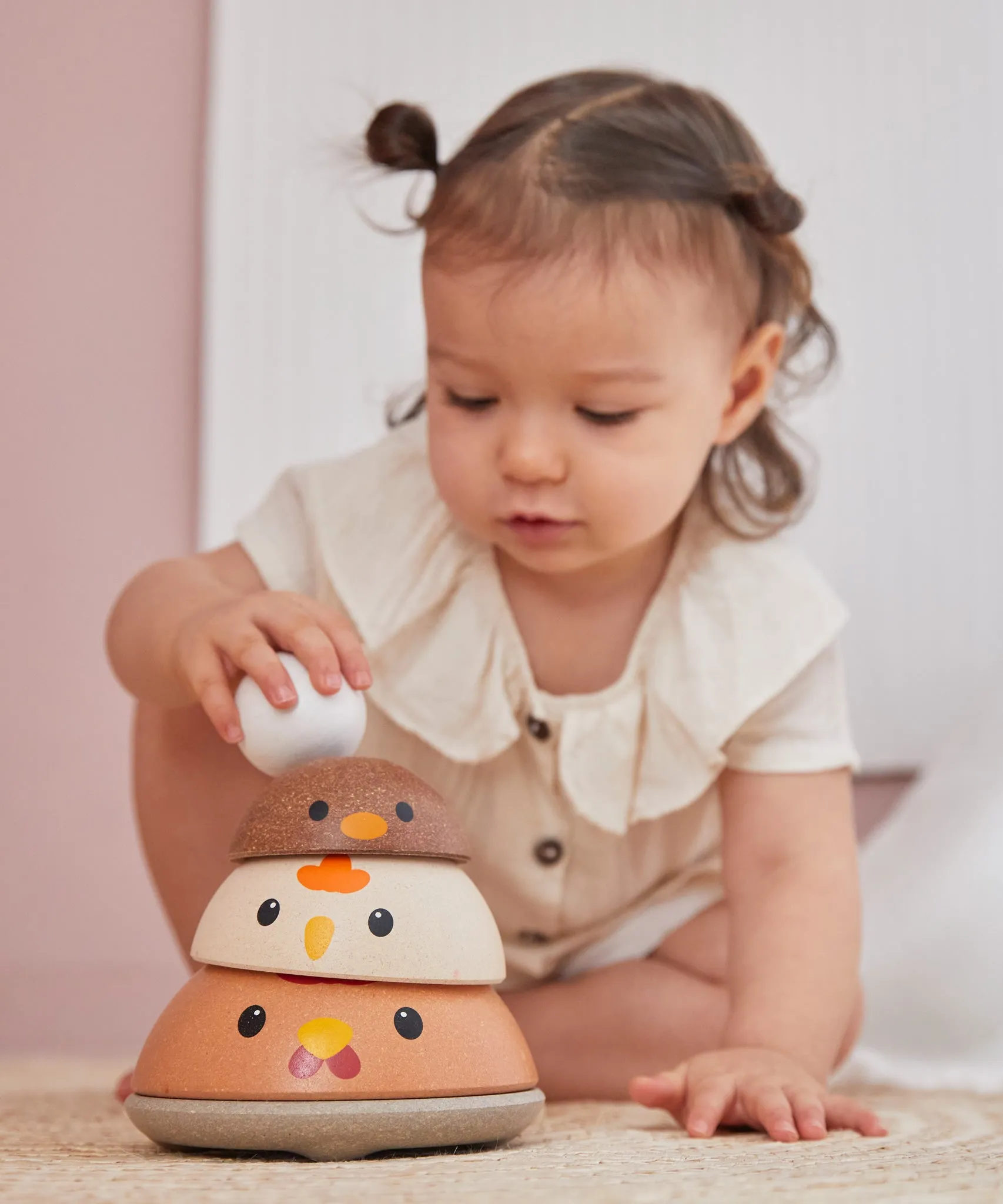 PlanToys Chicken Nesting - Modern Rustic