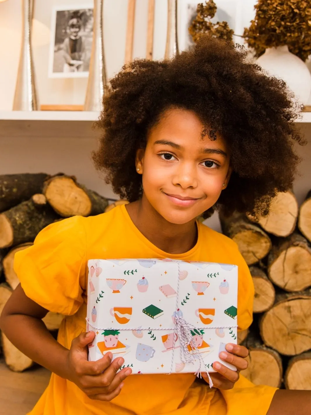 Reader's Delight wrapping paper